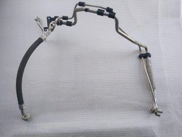 Conducta AC Audi A3 8P 1K0820743FD 1K0 820 743 FD - Dezmembrari Auto