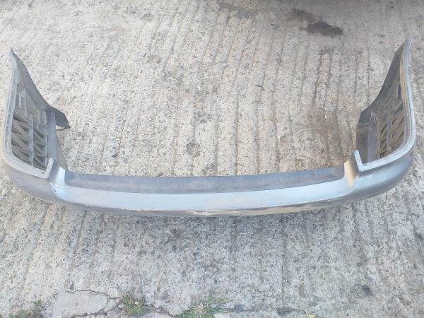 Bara spate Audi A4 Limuzina - Dezmembrari Auto