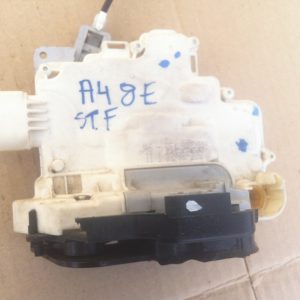 Broasca stanga fata Audi A4 8E 8E1837015AA 8E1 837 015 AA - Dezmembrari Auto