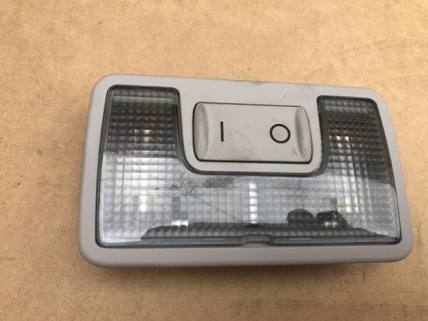 Plafoniera lumini spate Audi A4 B6 B7 - Dezmembrari Auto