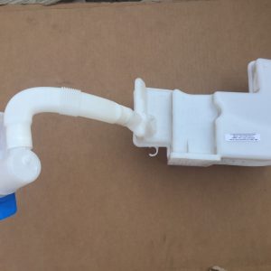 Vas lichid parbriz cu 2 motorase VW Jetta 2016 5C6955453 5C6 955 453 - Dezmembrari Auto