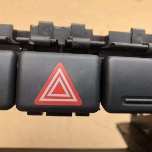 Buton avarie avarii Audi A4 B6 B7 - Dezmembrari Auto