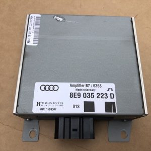 Amplificator audio Audi A4 B7 combi 8E9035223D 8E9 035 223 D - Dezmembrari Auto