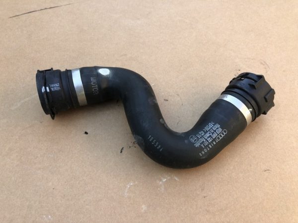Furtun racire A5 2018 F5 QUATTRO 3.0 tdi 8W0122101A 8W0 122 101 A - Dezmembrari Auto