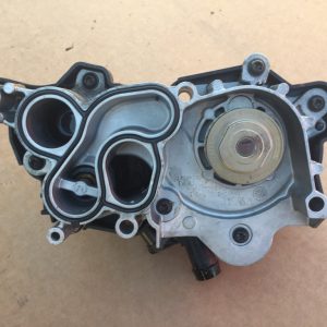 Pompa apa Volkswagen Passat B8 1,4 CUK 04E121042L 04E 121 042 L - Dezmembrari Auto