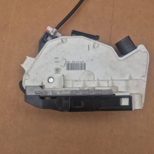 Broasca usa stanga spate VW Passat CC 2013 5N0839015G 5N0 839 015 G - Dezmembrari Auto