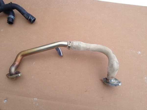 Conducta EGR Audi VW 2.0 tdi cod 03G131521AT 03G 131 521 AT - Dezmembrari Auto