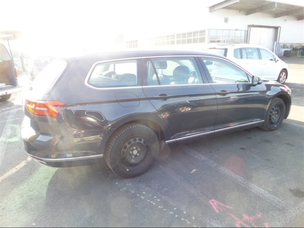 Geam stanga spate VW Passat B8 2015 Combi - Dezmembrari Auto