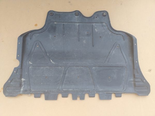 Scut motor Golf 7 Sportsvan 5Q0825236 5Q0 825 236 - Dezmembrari Auto