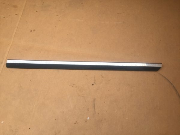 Ornament dreapta fata VW Passat B8 3G0854940D 3G0 854 940 D - Dezmembrari Auto