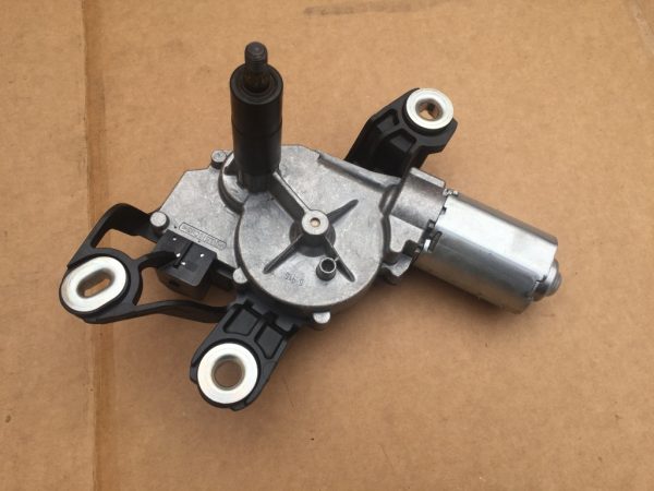 Motoras stergator lunata VW Polo 6R 5K6955711B 5K6 955 711 B - Dezmembrari Auto