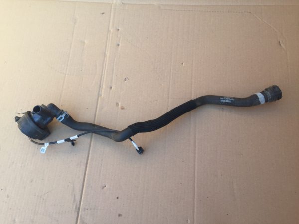 Furtun apa Volkswagen Passat B8 2017 1,4 CUK 5Q0819350E 5Q0 819 350 E - Dezmembrari Auto