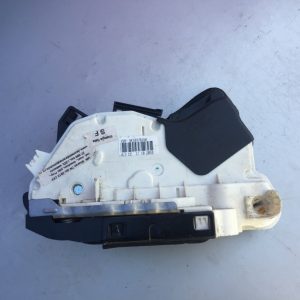 Broasca stanga fata VW Sharan 2012 5K1837015B 5K1 837 015 B - Dezmembrari Auto