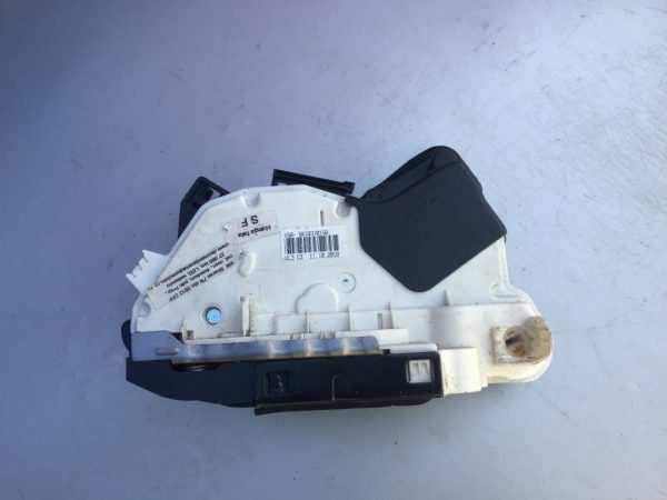 Broasca stanga fata VW Sharan 2012 5K1837015B 5K1 837 015 B - Dezmembrari Auto