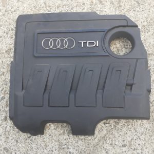 Capac motor Audi 03L103925AT 03L 103 925 AT - Dezmembrari Auto