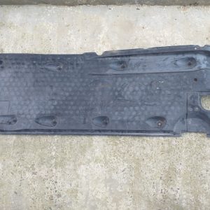 Scut lateral stanga VW Passat CC 2010 3C8825201F 3C8 825 201 F - Dezmembrari Auto