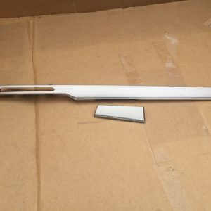Trimuri ornamente bord VW Passat B8 Arteon 3G1853261H 3G1 853 261 H 3G1853262E 3G1 853 262 E - Dezmembrari Auto