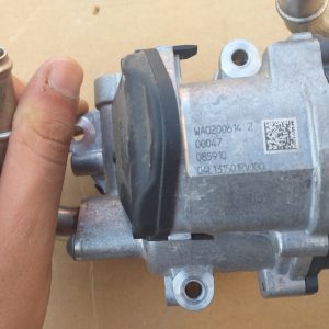 EGR VW Passat 8 B8 2.0 tdi CRLB 4motion din 2015 04L131501R 04L 131 501 R - Dezmembrari Auto