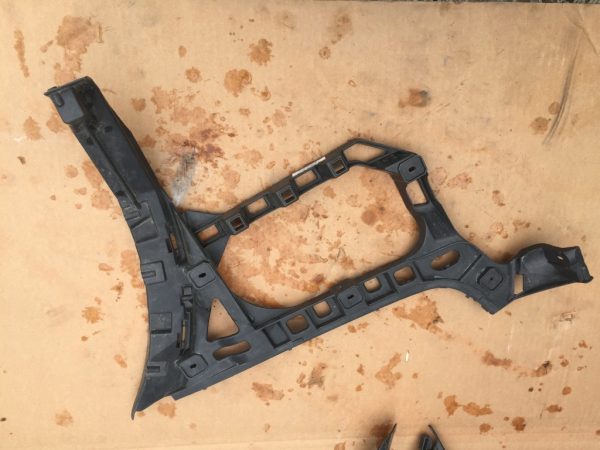 Suport stanga bara spate VW Passat CC 3C8807393 3C8 807 393 - Dezmembrari Auto