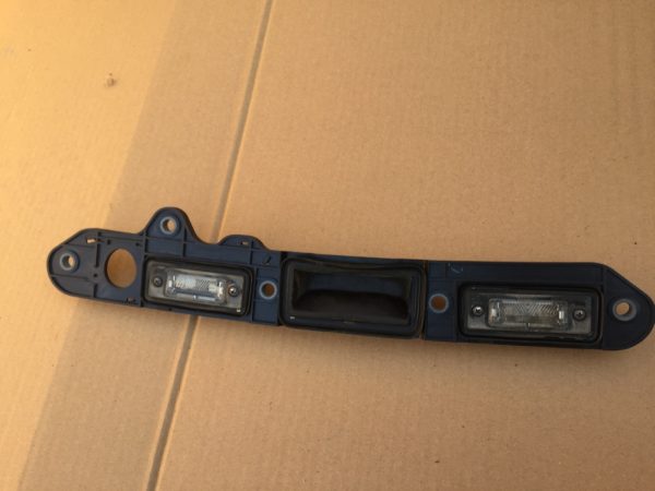 Maner deschidere haion VW Passat B6 combi - Dezmembrari Auto