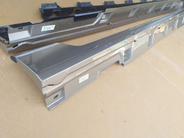 Praguri R-LINE RLINE VW Passat B8 3G0 853 945 C, 3G0 853 946 C - Dezmembrari Auto
