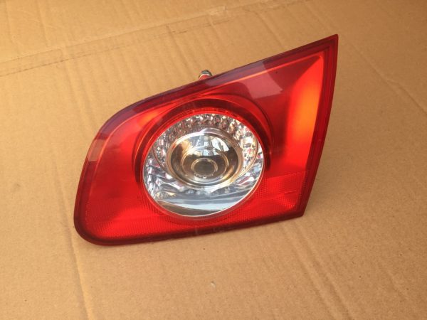 Stop dreapta spate haion VW Passat B6 combi 3C9945094 3C9 945 094 - Dezmembrari Auto