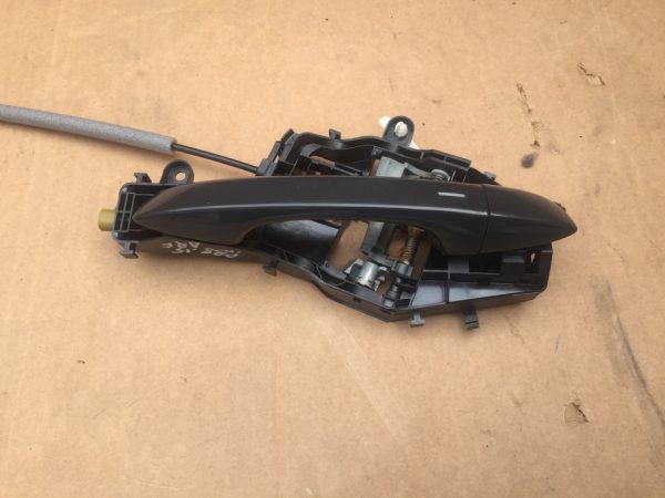 Maner usa dreapta fata keyless go VW Passat B8 2015 - Dezmembrari Auto