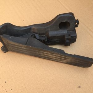 Pedala acceleratie VW Passat B6 1K1721503L 1K1 721 503 L - Dezmembrari Auto