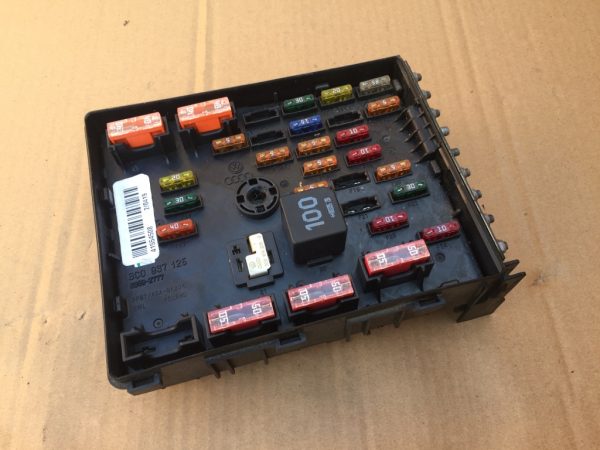 Panou sigurante Volkswagen Passat B6 2009 2,0 TDI 3C0937125 3C0 937 125 - Dezmembrari Auto