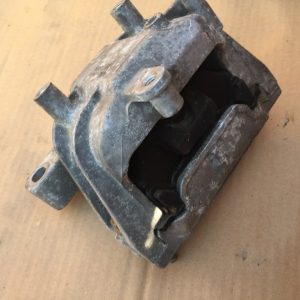 Tampon motor Volkswagen Passat B6 2009 2.0 TDI 1K0199262 1K0 199 262 - Dezmembrari Auto