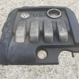 Capac motor VW Passat B6 2.0 TDI 03G103925 03G 103 925 - Dezmembrari Auto