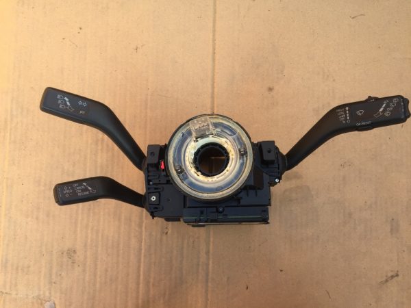 Banda volan maneta tempomat VW Passat B6 3C0959653B 3C9953513S 3C9953507BA - Dezmembrari Auto