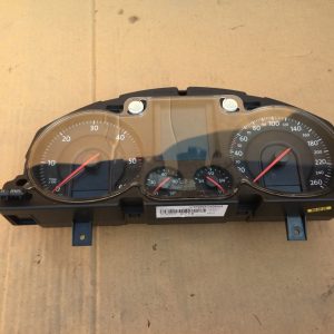 Ceasuri bord Volkswagen Passat B6 2009 2,0 TDI CBB 3C0920871E 3C0 920 871 E - Dezmembrari Auto