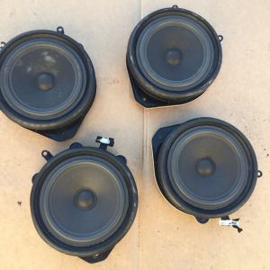 Set boxe Audi A4 B7 8E0035411 8E0 035 411 - Dezmembrari Auto