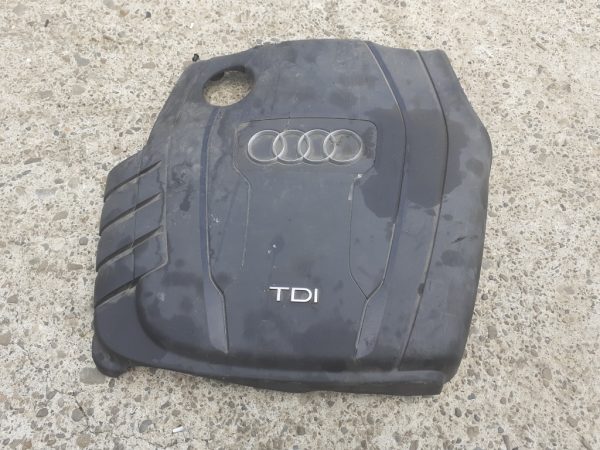 Capac motor Audi A6 4G 2.0 TDI 03L103925AB 03L 103 925 AB - Dezmembrari Auto