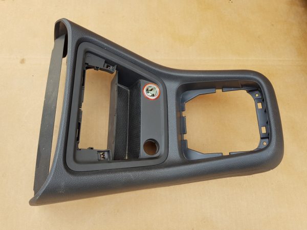 Ornament consola centrala VW Sharan 7N 7N1863440A 7N1 863 440 A - Dezmembrari Auto