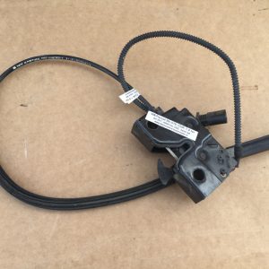 Broasca capota fata cu cablu VW Passat B8 5G1823509B 5G1 823 509 B - Dezmembrari Auto