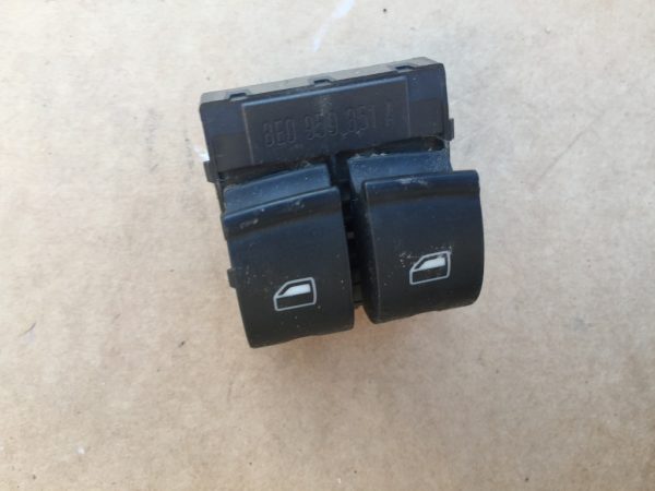Butoane geamuri electrice stanga fata Audi A4 B7 8E0959851A 8E0 959 851 A - Dezmembrari Auto