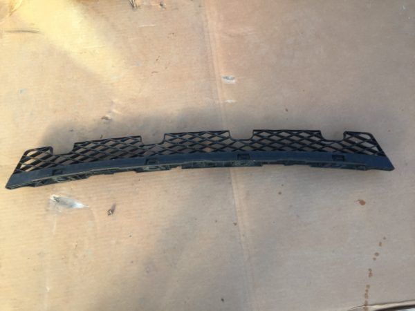 Suport central bara spate VW Passat B7 combi 3AF807863 3AF 807 863 - Dezmembrari Auto