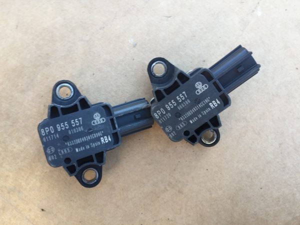 Senzor senzori Audi A4 B7 8P0955557 8P0 955 557 - Dezmembrari Auto