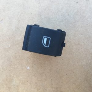 Buton geam electric dreapta fata Audi A4 B7 8E0959855 8E0 959 855 - Dezmembrari Auto