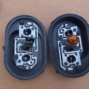 Soclu socluri becuri lampa spate stanga VW Tiguan 5N 5N0945257C 5N0 945 257 C - Dezmembrari Auto