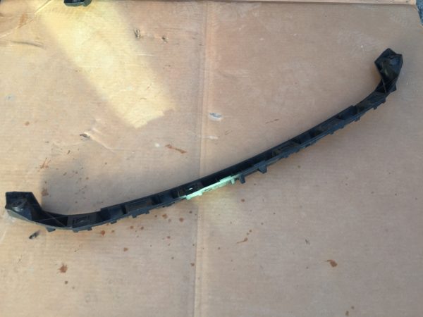 Suport bara spate VW Passat CC 3C8807863B 3C8 807 863 B - Dezmembrari Auto