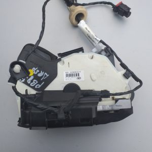 Broasca usa dreapta spate VW Passat B8 2015 CZEA 5E0839016A 5E0 839 016 A - Dezmembrari Auto