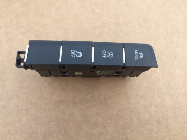 Consola butoane VW Passat B8 3G0927137AC 3G0 927 137 AC - Dezmembrari Auto
