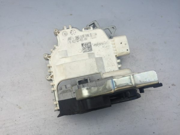 Broasca usa stanga spate Audi A3 8V 8K0839015D 8K0 839 015 D - Dezmembrari Auto