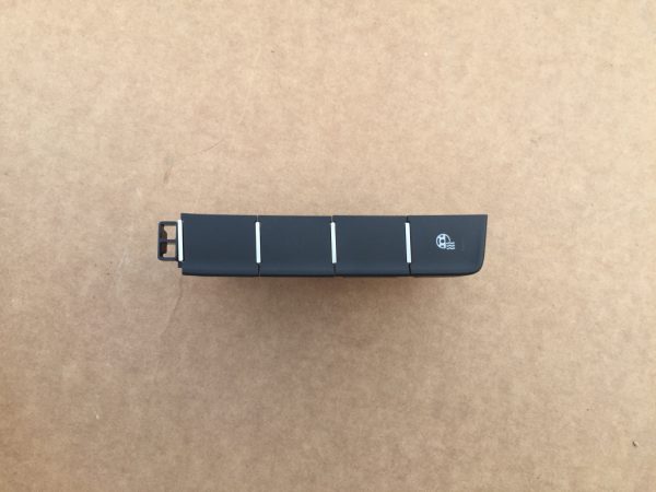 Buton incalzire volan VW Passat B8 3G0927238P 3G0 927 238 P - Dezmembrari Auto