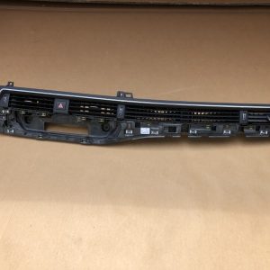 Grila aerisire bord Audi A5 F5 din 2018 8W1820902E 8W1 820 902 E - Dezmembrari Auto
