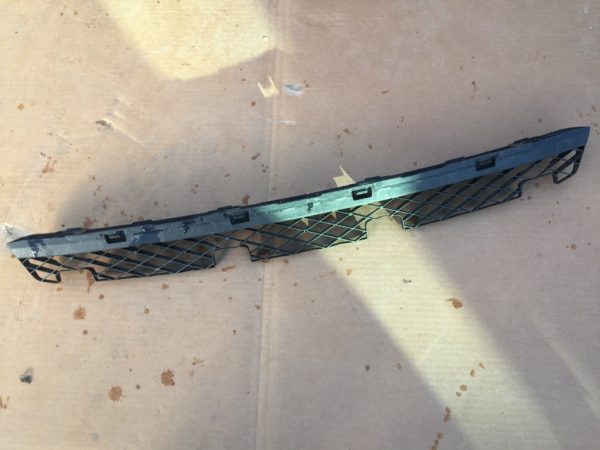 Suport central bara spate VW Passat B7 3AE807863 3AE 807 863 - Dezmembrari Auto