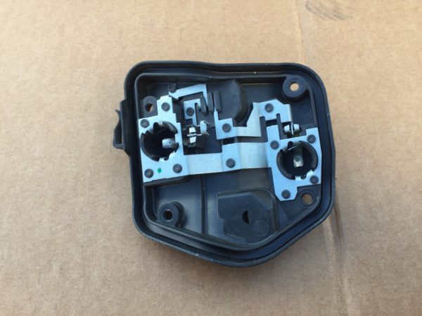 Soclu becuri lampa spate stanga Audi A4 B8 limuzina - Dezmembrari Auto
